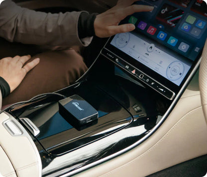 Ottocast™ Play2Video Pro CarPlay Adapter